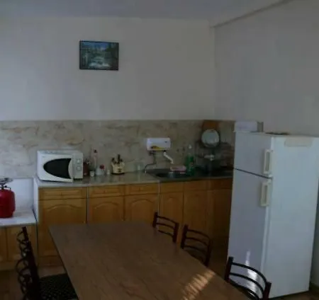 Guest house Ahrida